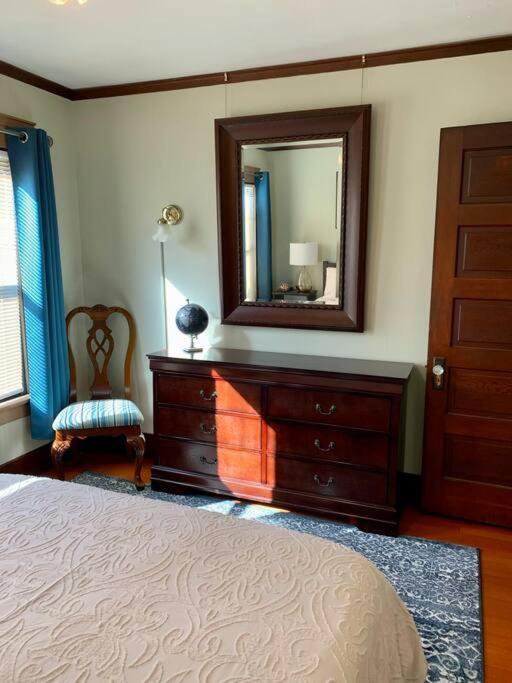 Historic Downtown Riverview Flat, No. 2 Astoria Buitenkant foto