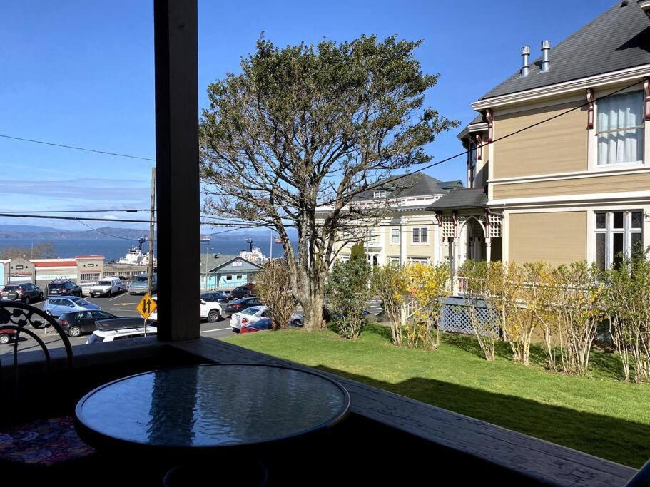 Historic Downtown Riverview Flat, No. 2 Astoria Buitenkant foto
